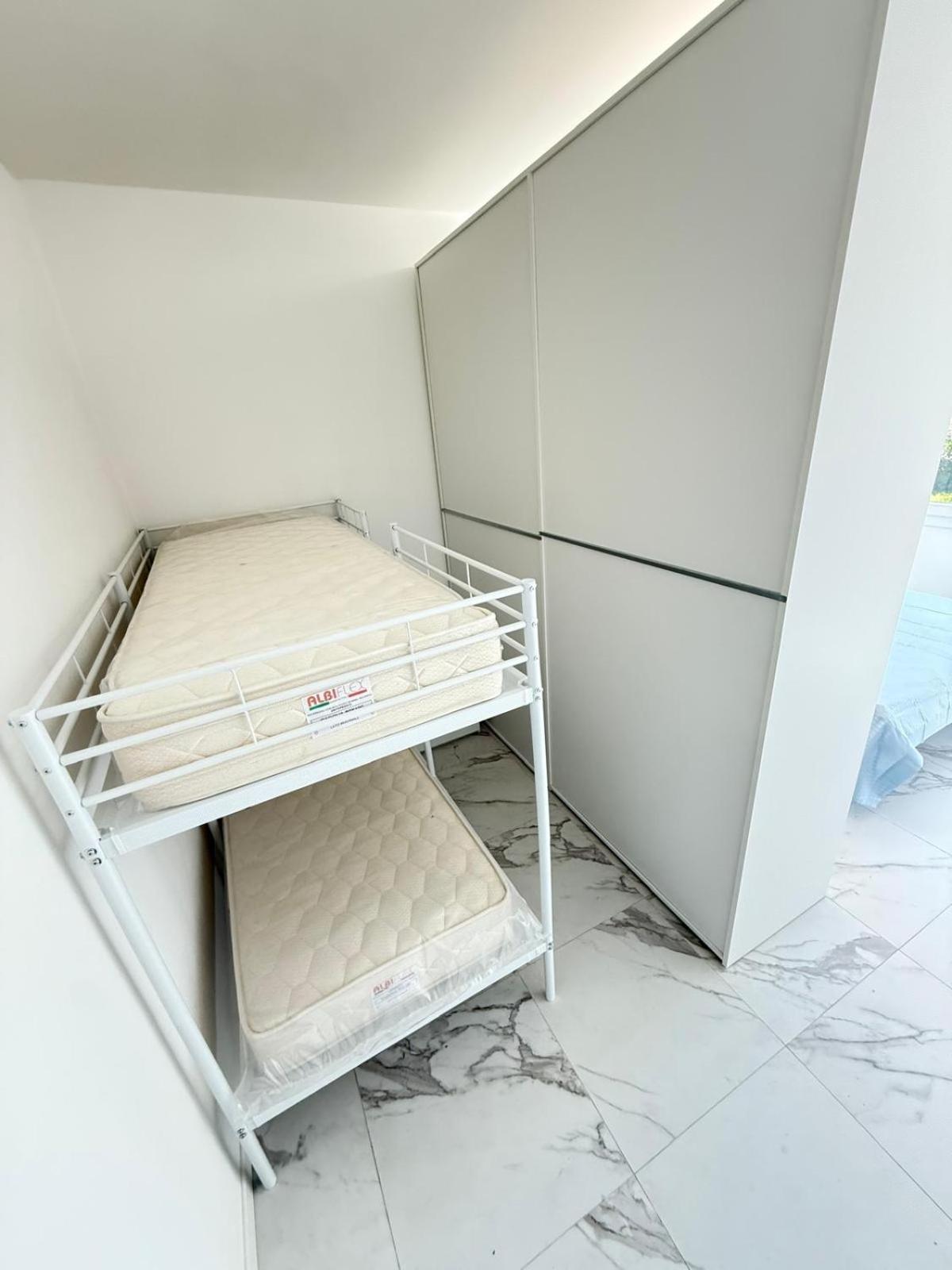 Appartamento White - Solo Per Famiglie- Walterigato